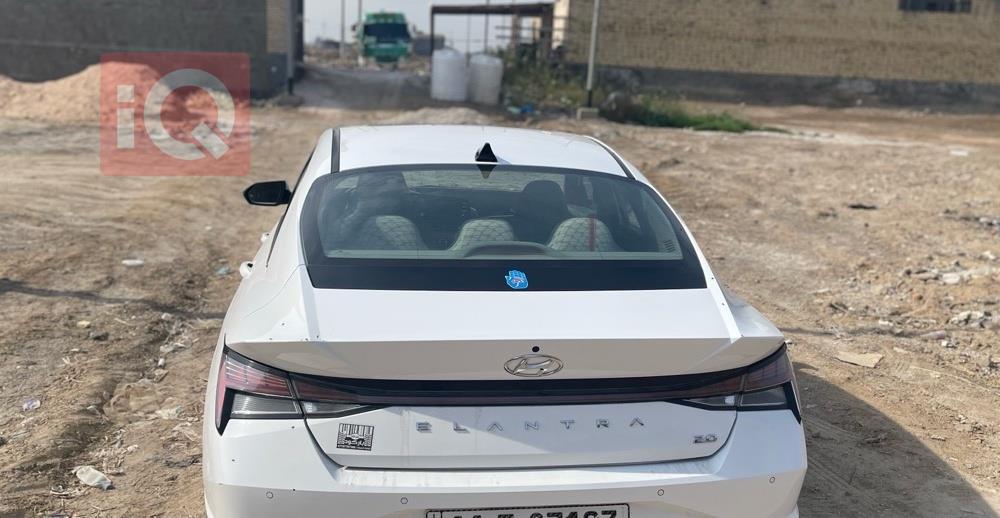 هیوندای ئەلەنترا